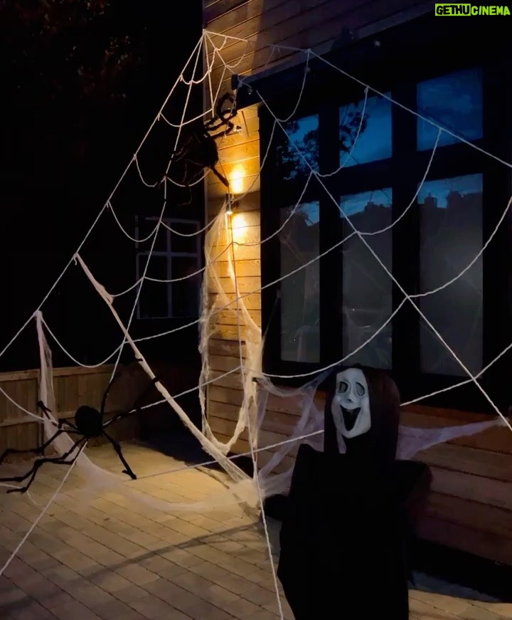 Catarina Jacob Instagram - HAPPY HALLOWEEN β¦ Conhecem a personagem? πͺπ©Έπ°ββοΈ Wolverhampton