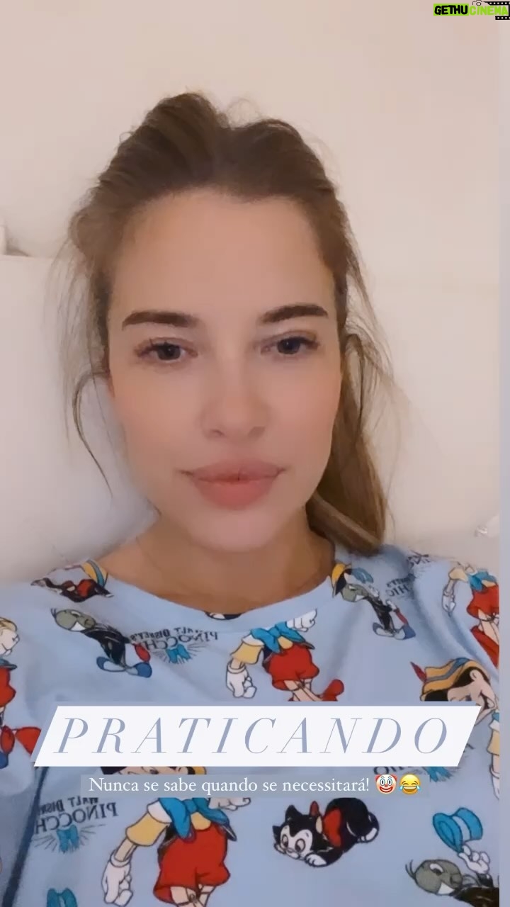 Catarina Jacob Instagram - Treinar para nunca esquecer… 😂🤷🏼♀️🤡