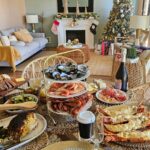 Catriona Gray Instagram - Hope you all had ensuing food comas today with those you love! 😋 Merry Christmas from the Gray's 🤍 Perth, Western Australia