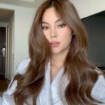 Catriona Gray Instagram - GRWM: for a jewelry event in Japan 💎🫶🏽 @charlottetilbury air brush flawless setting spray @milkmakeup hydro grip primer @diorbeauty forever skin correct @strokescosmetics crush blush in charmed @lauramercier translucent powder @diorbeauty backstage powder @makeupbymario soft sculpt skin enhancer @diorbeauty rosy glow in cherry @issyandcompany eye palette @strokescosmetics brow painter @shiseido arch liner ink @in2itph brow trio @kissmephilippines mascara @benefitcosmetics brow liner @paulashph glue @makeupforever lip liner @diorbeauty lipstick in 412 @sunniesface in hot sauce 🎀 Tokyo, Japan