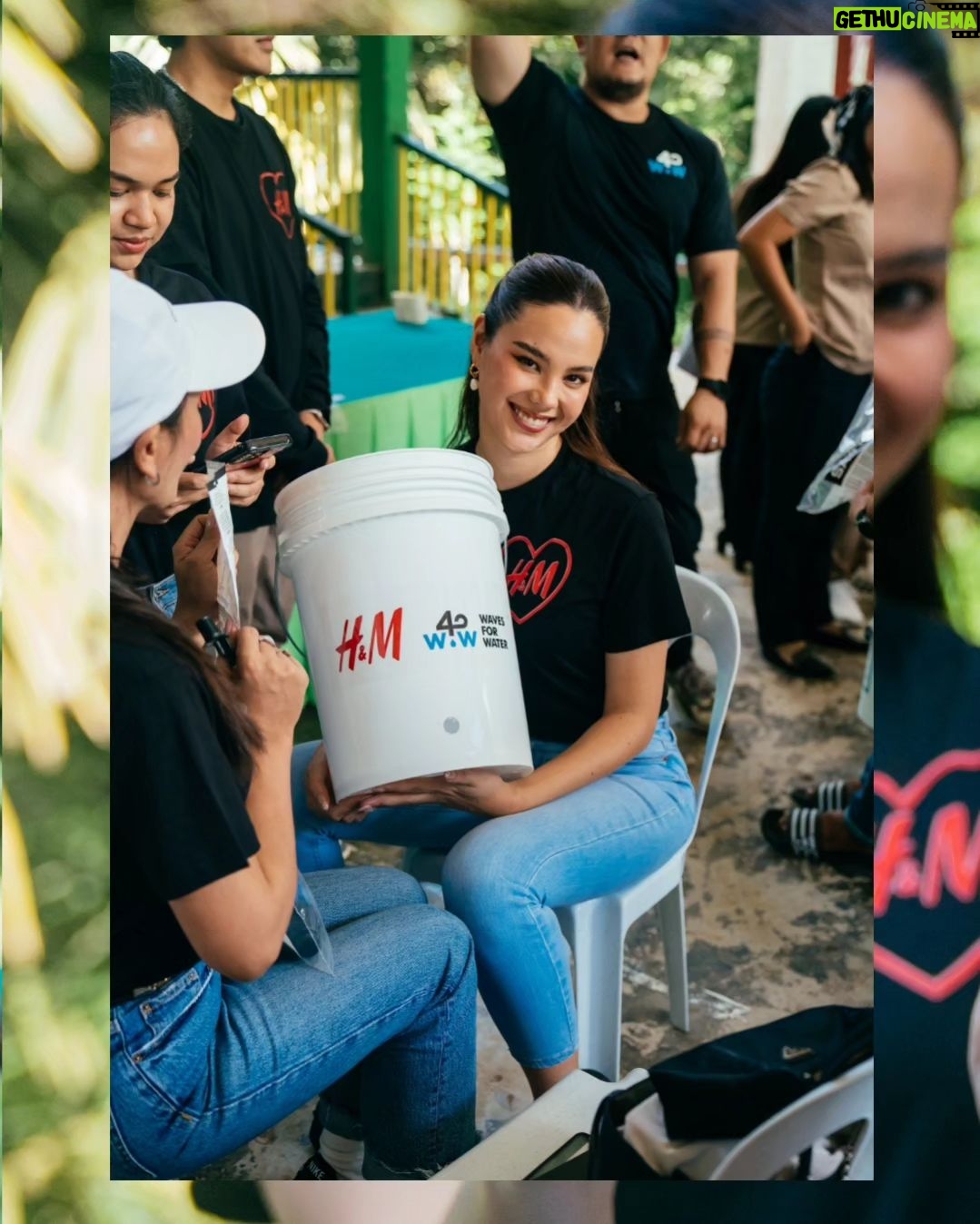 Catriona Gray Instagram - Access to safe, clean water is a basic human right. But for many remote communities dito sa Pinas, wells, rivers and springs remain to be primary water sources. π§ This can introduce complications created by unclean or contaminated water, which can lead to sickness and, in severe cases, the loss of life. I was giddy at the opportunity to take part in a community outreach with @wavesforwaterphilippines at Brgy Calo, Lobo Batanagas, where water filter equipment was donated by @hm. Everytime you shop at a H&M and opt to buy a paper bag for 2php, these proceeds go directly to Waves for Water projects that provide access to safe and clean drinking water for communities all over the country. ππ΅π Aside from teaching the families and community leaders how to properly operate their filters, as well as the education behind clean drinking water, we also taught the local children how to properly wash their hands using donated hand washing stations. π To learn more about the work that @wavesforwaterphilippines does you can visit www.wavesforwater.org π§ Thanks for reading π€ Calo, Nasugbu, Batangas