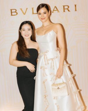 Catriona Gray Instagram - It's always reason to celebrate with @bulgari ✨️ so thankful for the incredible experiences this year with this brand! 🤍 

📸 @pvfotographs 
Styled by @justine.aliman19 in @jearsond Hair @paulnebres