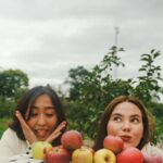 Catriona Gray Instagram - An apple a day....💭 Attempted apple picking with @jololuarca @lizalvarez.ph although all the apples had fallen. Still super sweet and crunchy though 😋 🍎 Wearing @hm captured by @jololuarca Niagara-On-The-Lake, Ontario