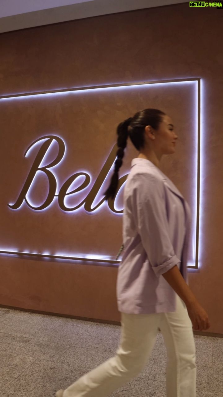 Catriona Gray Instagram - It's a @belobeauty day to prepare for my one month long trip ✈️! Did some of my favourite treatments: botanical facial, adva light and exosomes! ✨️💓