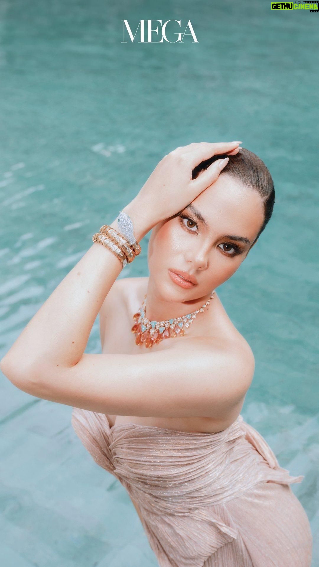 Catriona Gray Instagram - “The best type of beautiful is not how people remember the way you look but how you made them feel.” MEGA recently caught up with our October cover personality #CatrionaGray as we discussed the continuous shift of beauty standards in this day and age. While the pressures of social media are still very present, with over 13.5 million users keeping a close eye on her, she manages to maintain mental peace through her strong will and passion for her advocacies, proving that she is more than just a pretty face. MEGA’s October 2023 issue is available online via the sarisari.shopping website as well as in store from major National Bookstore and Fully Booked branches. It is also available at the SariSari pop-up store in Estancia Mall, Pasig. You may also download the e-magazine through the MEGA Magazine channels on Readly, Magzter, and Press Reader. On the thumbnail, Catriona wears a blush metallic dress by @robortegastudio and a High Jewelry necklace in pink gold with turquoise elements and Serpenti Misteriosi High Jewelry Secret watch by from the Mediterranea collection by @bulgari. Video production and videography by @mike_carandang, video editing by @grantbabia, MEGA Magazine, October 2023. #Bulgari #BulgariHighJewelry