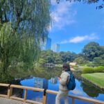 Catriona Gray Instagram - ✅️ Off my mama bear's bucketlist! Welcome to Japan, mama @mitagray !! 🥰 Shinjuku Gyoen National Garden