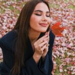 Catriona Gray Instagram - Falling in love with autumn 🍂 a maxxx glam lewk in @hm #AW23 📸 @jololuarca