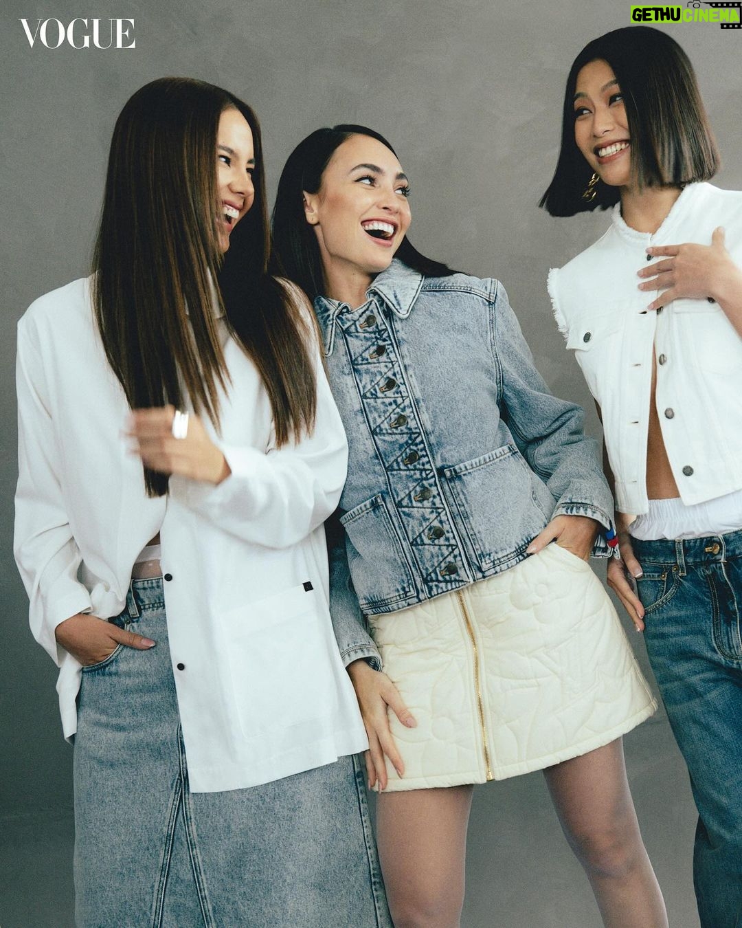 Catriona Gray Instagram - "One of the happiest moments in my recollection during my reign was homecoming—such a celebratory, proud moment on my side, like I was just so, so proud to bring that much joy to my nation," shares #CatrionaGray. Concluding the chapter on her reign, Gray reflects on the life lessons she learned throughout this experience. She seamlessly brings together celebration, pride, and gratitude as she shares her joy among the Filipino people. Read the full feature of ‘Crown Conversations’ in the latest issue of Vogue Philippines, and watch the video of the queens’ full conversation feature on Vogue.ph. Featuring @catriona_gray, @rbonneynola and @michelledee wearing looks from @carolinaherrera, @louisvuitton, and @cartier Photographed by @shairaluna, beauty editor @joyce.orena, fashion director @pamquinones, styled by @mrneilanthonie, @stevencoralde, makeup by @gerypenaso, @jellyeugenio, @zidjianpaul, hair by @hairbybrentsales, @dalemallari_, @@nellyseboy, nails by @extraordinail, art director @jannpascua, production design by @justine_arcegabumanlag, produced by @biancazaragoza, @anzhizon, multimedia artist @tnkrbll.pblt, photographer’s assistant #EmelitoLansangan, stylist’s assistant @estradachelsy, #EmLiesel, #GenoEspidol, production assistants @pattigoco, @dominique.schleider, @jilliane.ps, @sofieante, makeup assistants #JannineBance, #JellyDy, @shuashotss, hair assistant #RommelHermoso, production design assistants #JohnAmon, #JeberCunanan, #MarioTaipen, #OldericoBondoc, #RodelBondoc, written by @audreycarpio, Vogue Philippines, October 2023. Shot on location at The Penthouse at Twenty-Four Seven McKinley. Special thanks to @bebitaliamanila and @focusglobalinc.