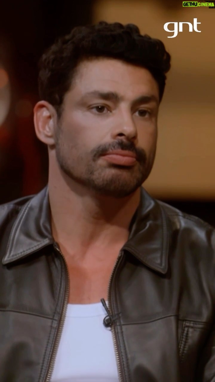 Cau茫 Reymond Instagram - Quem lembra desse epis贸dio absurdo que rolou com o @cauareymond? 馃槄 #AssimComoAGenteNoGNT toda sexta, 脿s 21h30 :)