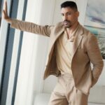 Cauã Reymond Instagram - 🤎 Styling @pedrosales_1 Look @boss @zegnaofficial @prada Fotos @michellecadari