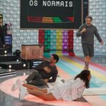 Cauã Reymond Instagram – Eu adoro uma bagunça, então já dá pra imaginar o quanto me diverti no “TV Teca” do @caldeiraocommion. Obrigado pelo convite e risadas, @marcosmion. Amanhã, na @tvglobo, não pode perder que tá bom demais.