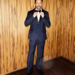 Cauã Reymond Instagram – Sobre ontem! Look 2 para #MOTYBR2023 @gqbrasil 

Fotos @eusebiomendonca 
Beleza @robernardo_ 
Styling @pedrosales_1 
Look @gucci @prada @ysl