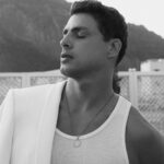 Cauã Reymond Instagram - 🤍 #tbt @revistawow @ma.feitosa