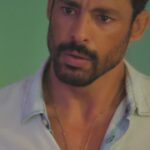 Cauã Reymond Instagram – #TERRAEPAIXÃO 📺 Após descobrir que Irene é culpada pela morte de Daniel, Petra tomou coragem para contar tudo para Caio. 😱 O que será que ele vai fazer com essa descoberta chocante? 👀