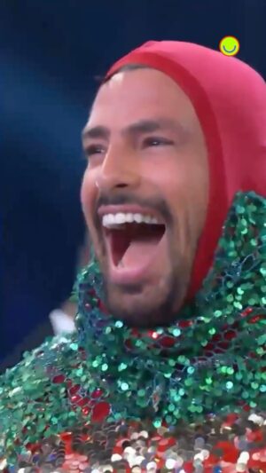 Cauã Reymond Instagram - #TBT ⏳ E quando a @tatawerneck reconheceu o @cauareymond fantasiado? 🤭 Eu amo a energia deles dois quando se juntam, gente 🫶 #Domingão