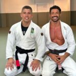 Cauã Reymond Instagram – Melhor presente de Natal foi esse amasso 👊🏽