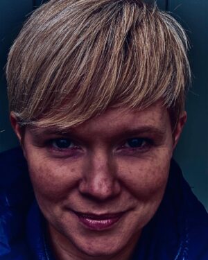 Cecelia Ahern Instagram - It’s publication day for FRECKLES woohoo, so here I am in all my natural freckly glory. 

Allegra Bird, nicknamed Freckles, joined the freckles on her skin dot-to-dot as a child and now as an adult she’s still trying to join the dots in her life. She hears the expression, “You are the average of the 5 people you spend the most time with” and she instantly examines the five people in her life and what their characters say about her. Not entirely satisfied, she realises she can choose a specific set of five people that she admires and thereby reshape herself. 

It’s about a lot of things, mainly; identity, loneliness, human connection. Life, love, the universe. Out now and I hope you love it ❤️

Photo credit: David Keoghan