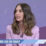 Cecelia Ahern Instagram – Another day, another fab interview with @alisonbrie talking about her ROAR episode “The Woman Who Solved Her Own Murder” on @appletvplus April 15th. 
🍏💚