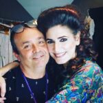 Cecilia Milone Instagram - Tengo recuerdos de las largas jornadas de la puesta de luces original… en agosto del 91’, mientras Pepe pedía y pedía, colores y colores. Nos dimos el lujo de que operara las luces en esta última temporada en el #LunaPark. Hermoso reencontrarte siempre. Te quiero, @ale_gonzalez67 ❤️