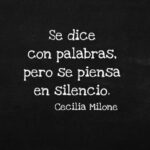 Cecilia Milone Instagram - Asumiendo que TODA LA VIDA disfruté más escribir que hablar… 🗣️