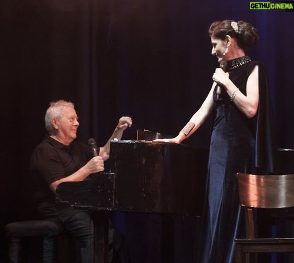 Cecilia Milone Instagram - Mirada para siempre. Y desde siempre. Complicidad entrañable desde hace 25 años. Más no puedo quererte y admirarte, @juanalbertopugliano 🎹❤️