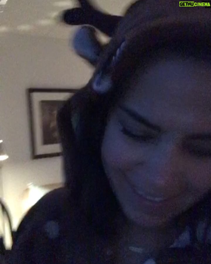 Cecilie Steinmann Neess Instagram - Når det endelig er fredag og alt du vil er å være en del av gjengen! (eneste fra Oslo på et utdrikningslag i Stavanger.) #sukCess 💁🏻♀️