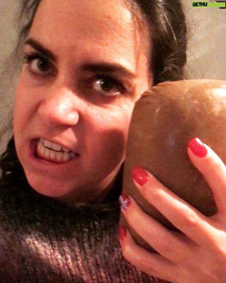 Cecilie Steinmann Neess Instagram - 12.desember Pepperkaker 🤦🏻‍♀ #sukCess