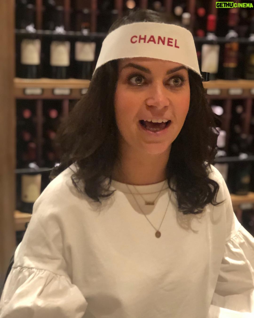 Cecilie Steinmann Neess Instagram - Andres gavebånd, mitt hårbånd🙋🏻♀️ Kall meg Coco. #sukCess