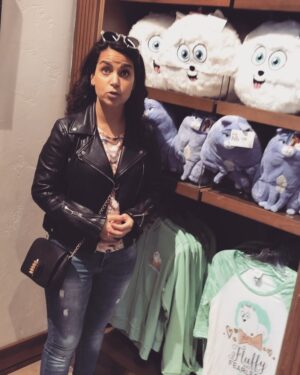 Cecilie Steinmann Neess Instagram - Vet dere ikke hvem jeg er?! #sukCess