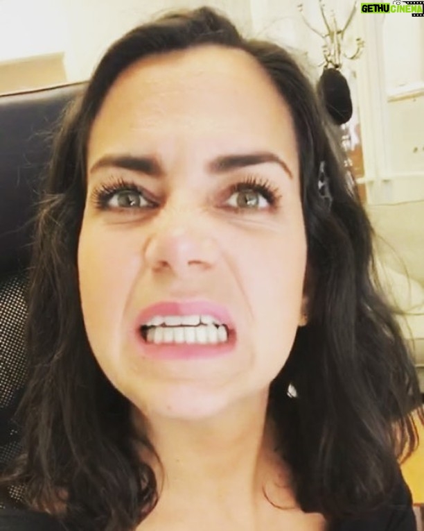 Cecilie Steinmann Neess Instagram - LØNNSFORHANDLINGER !!!! -ender opp med å gå der i fra med 1000,- MINDRE utbetalt i måneden. 🤔 #sukcess