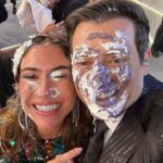 Celso Portiolli Instagram - 🌟 Conquistamos juntos a meta de 35 milhões no Teleton! 🎉 Este sucesso reflete a generosidade incrível de cada um de vocês, brasileiros maravilhosos, que se uniram por uma causa tão especial. 🙏 Graças a vocês, muitas crianças na AACD continuarão recebendo cuidados essenciais. Nosso coração transborda gratidão a Deus por nos guiar nesta jornada de solidariedade e esperança. 🌈 A cada pessoa que doou, que dedicou tempo nessa maratona, enviamos 35 milhões de beijos e nossa eterna gratidão. Vocês são verdadeiros heróis, transformando vidas com amor e compaixão. OBRIGADO! ❤️