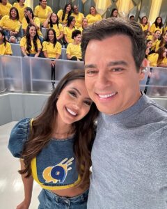 Celso Portiolli Instagram - Não dá pra acreditar. 🥲Estou arrasado com a partida precoce de Luana, nossa querida assistente de palco. Luana nos deixou aos 29 anos e sua falta será profundamente sentida. Enviamos nosso amor e força a todos os seus entes queridos neste momento difícil. Descanse em paz, Luana. Sua memória será eternamente preservada em nossos corações. 🙏 Triste demais