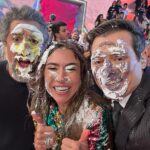 Celso Portiolli Instagram - 🌟 Conquistamos juntos a meta de 35 milhões no Teleton! 🎉 Este sucesso reflete a generosidade incrível de cada um de vocês, brasileiros maravilhosos, que se uniram por uma causa tão especial. 🙏 Graças a vocês, muitas crianças na AACD continuarão recebendo cuidados essenciais. Nosso coração transborda gratidão a Deus por nos guiar nesta jornada de solidariedade e esperança. 🌈 A cada pessoa que doou, que dedicou tempo nessa maratona, enviamos 35 milhões de beijos e nossa eterna gratidão. Vocês são verdadeiros heróis, transformando vidas com amor e compaixão. OBRIGADO! ❤️