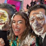 Celso Portiolli Instagram - 🌟 Conquistamos juntos a meta de 35 milhões no Teleton! 🎉 Este sucesso reflete a generosidade incrível de cada um de vocês, brasileiros maravilhosos, que se uniram por uma causa tão especial. 🙏 Graças a vocês, muitas crianças na AACD continuarão recebendo cuidados essenciais. Nosso coração transborda gratidão a Deus por nos guiar nesta jornada de solidariedade e esperança. 🌈 A cada pessoa que doou, que dedicou tempo nessa maratona, enviamos 35 milhões de beijos e nossa eterna gratidão. Vocês são verdadeiros heróis, transformando vidas com amor e compaixão. OBRIGADO! ❤️