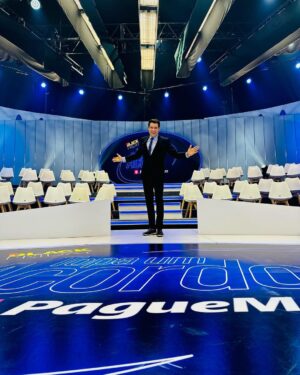 Celso Portiolli Instagram - Vem aí! Topa um acordo Pague Menos. Muita diversão e prêmios. @paguemenos @sbt