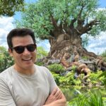 Celso Portiolli Instagram - Desfrutando de um tempo de descanso neste pedaço encantado do mundo pelo qual sou completamente apaixonado! Thanks @disneyworld.brasil @waltdisneyworld!
