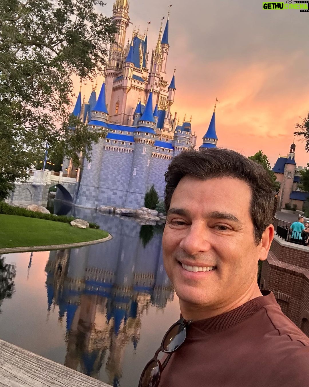 Celso Portiolli Instagram - Os dias mágicos continuam! @disneyworld.brasil @waltdisneyworld