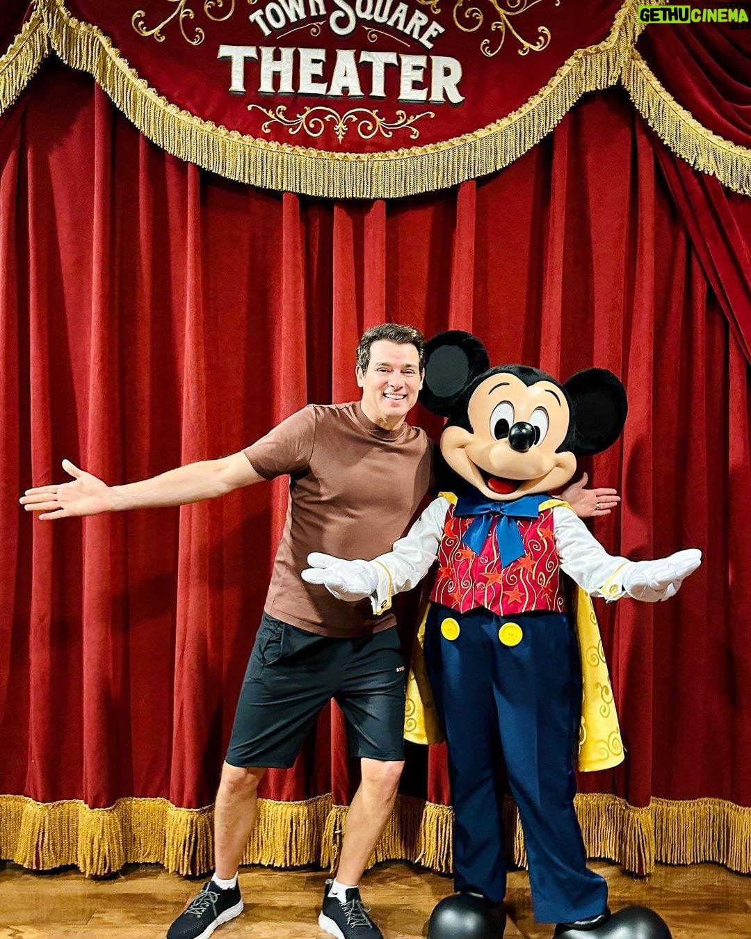 Celso Portiolli Instagram - Os dias mágicos continuam! @disneyworld.brasil @waltdisneyworld