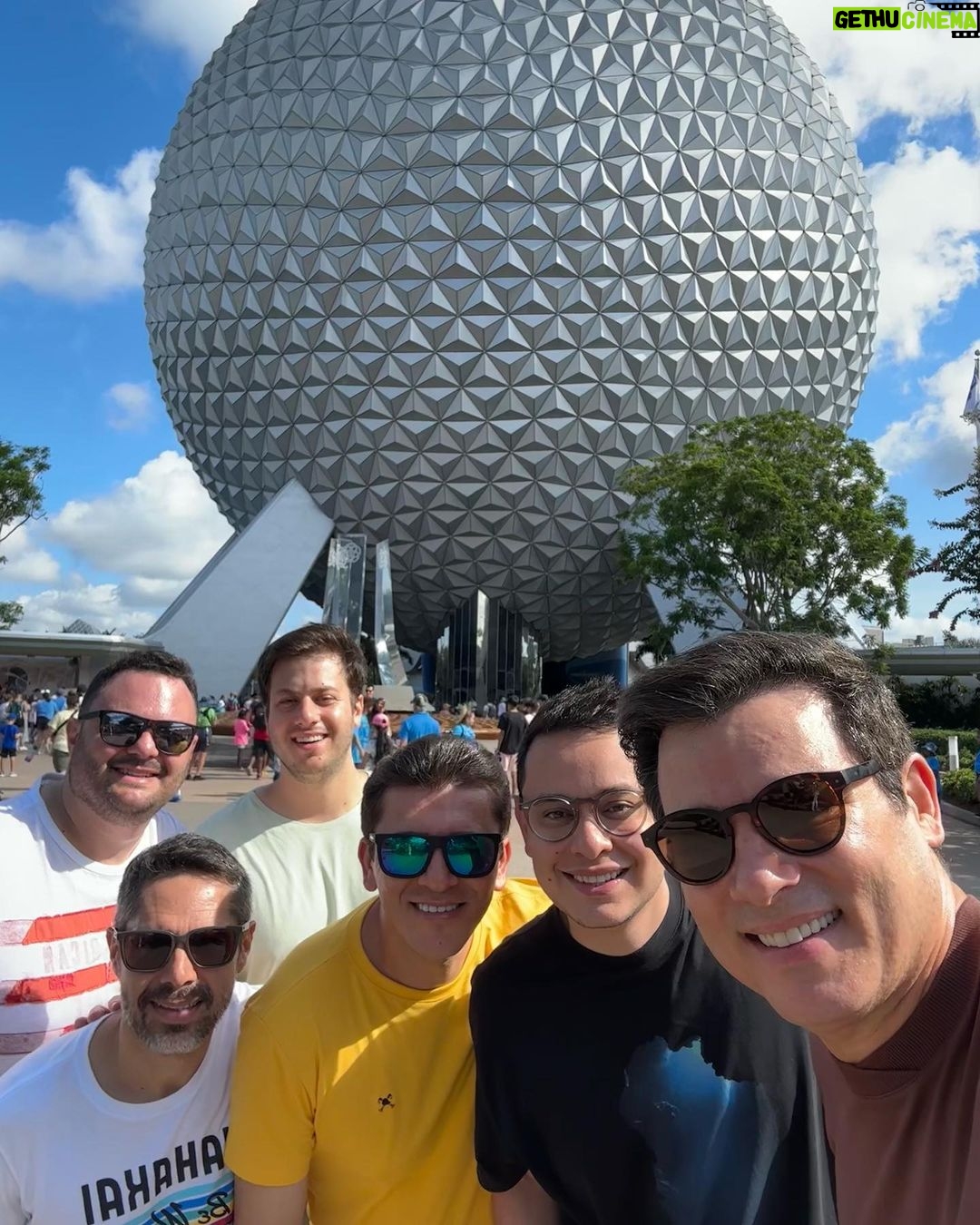 Celso Portiolli Instagram - Os dias mágicos continuam! @disneyworld.brasil @waltdisneyworld