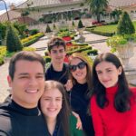 Celso Portiolli Instagram – Minha família e eu acabamos de ter a experiência mais incrível no Trump Hotel Doral! 🏨 Fomos recebidos com um atendimento impecável que superou nossas expectativas. Os quartos eram espaçosos e luxuosos, um verdadeiro conforto que nos fez sentir especiais. A culinária nos restaurantes foi espetacular 🍽️ – cada prato uma obra de arte. Este hotel é uma celebração do extraordinário. Nós certamente voltaremos! #ExperiênciaInesquecível #TrumpHotelDoral @trumpdoral #trumpdoral