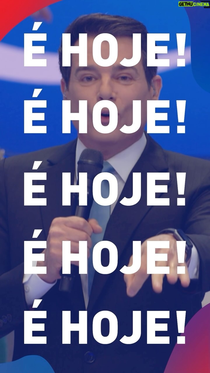 Celso Portiolli Instagram - Aproveite o feriadão pra economizar muito! Hoje, às 22h30, no SBT, tem o Topa Um Acordo Pague Menos cheio de risadas e muitas ofertas pra você. Até mais tarde! 💙#TUAPagueMenos
