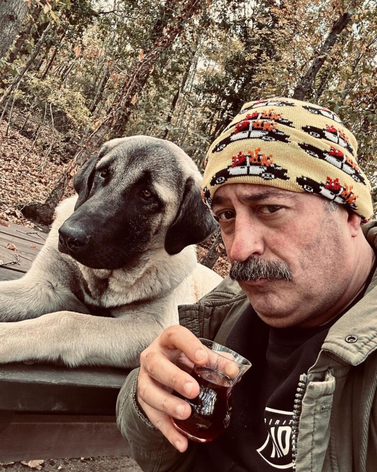Cem Yılmaz Instagram - Ayzek V Ayzek ❤️