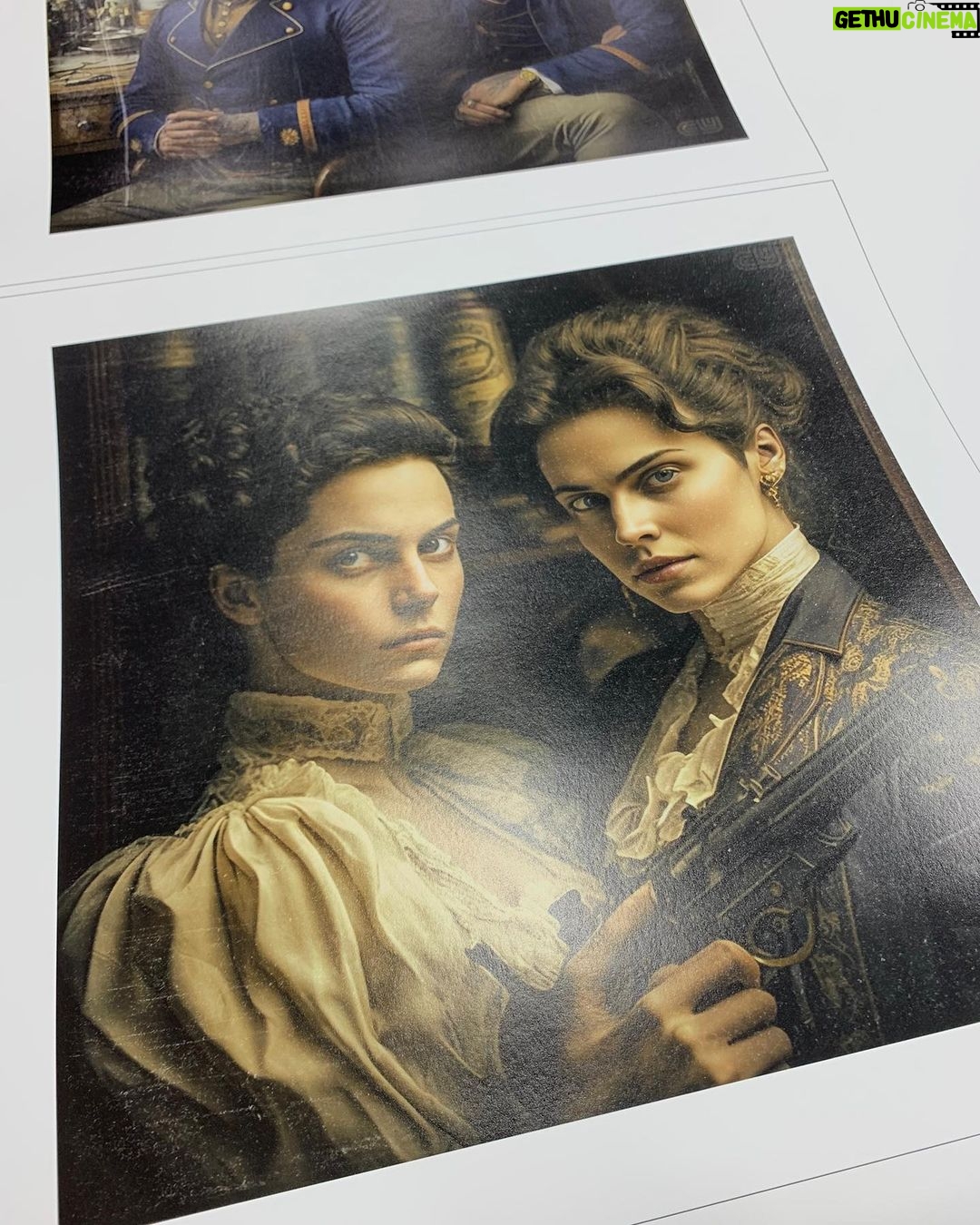 Cem Yılmaz Instagram - Printlerim @ada___art 🌹 Beraber bi maceraya atıldık. Çok güzel diyenler satın alabilir :) nerden bilmiyorum.