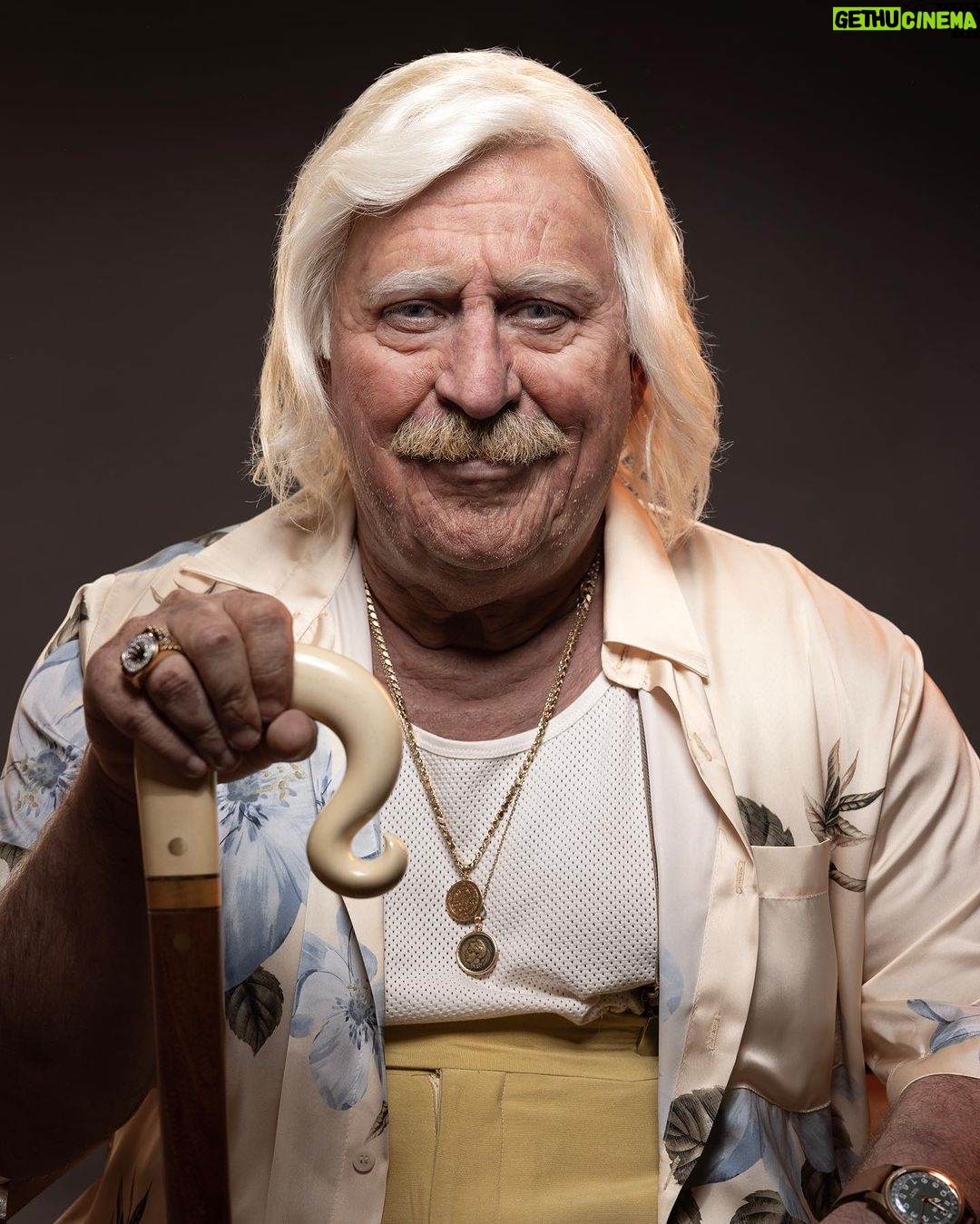 Cem Yılmaz - 105.6K Likes - ERŞAN KUNERİ 1940 İstanbul Yedikule doğumludur….83 yaşındadır. 🚀 @netflixturkiye ERŞAN KUNERİ 2.SEZON ❤️❤️