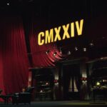 Cem Yılmaz Instagram - #cmxxıv @nurcihantuncer @settarars @nuhtemiz @bartusolak @metalguz @fotooyusuf @merveozdemirkaraca @sefakaraaca @salihparilti55 @b.plani_dekor @hakanbal1986 Zorlu Performans Sanatları Merkezi