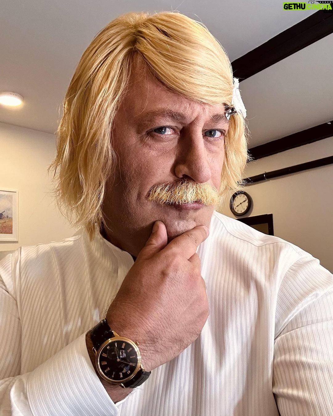 Cem Yılmaz - 96.2K Likes - 👨🏼🦳✌🏻