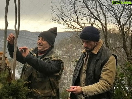 Cemal Hünal - 4.1K Likes - Ruhi Sarı ile atmaca avında... @alaborahayatlarfilm #ruhisarı
