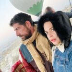 Cemal Hünal Instagram - Ailece maceraya çıktık @anatolianballoons #repost @lalecangal with @make_repost ・・・ Evet çok yüksek. Ben yükseği çok severim fakat kocam değil. O hiç yüksek sevmiyor ve beni yalnız bırakmamak adına bunu zorla 2.defa yanımda durarak yaşadı. Bir daha ki sefere söz sensiz bincem aşk🤪☺️🪂👌🕊