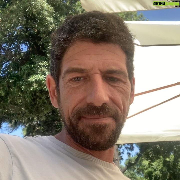 Cemal Hünal - 14.4K Likes - Thank you all friends from India, magnificient India🙏♥️🙏