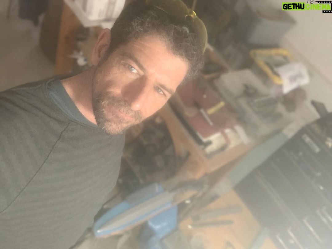 Cemal Hünal - 5.3K Likes - Hepinize mutlu ve bereketli bir yıl diliyorum... son çalışmanın bazı aşamaları...